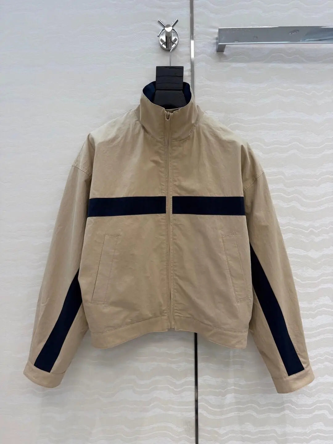 New Color Block Striped Khaki Zipper Stand Collar Short Trench Coat Women's Windbreaker Jacket