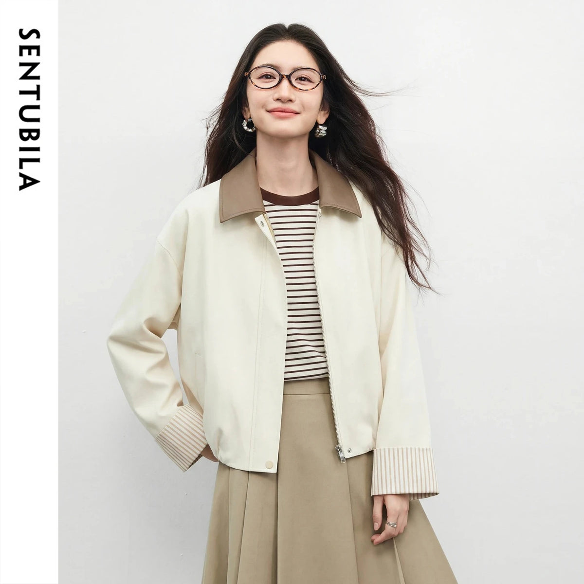 SENTUBILA Women's Cropped Barn Jacket Color Block PU Collar and Striped Cuffs Lightweight Windbreaker for Spring Fall 161WB5721
