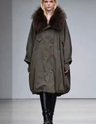 Winter women's new raccoon fur collar removable goose down clothing liner warm fur jacket female model catwalk coat